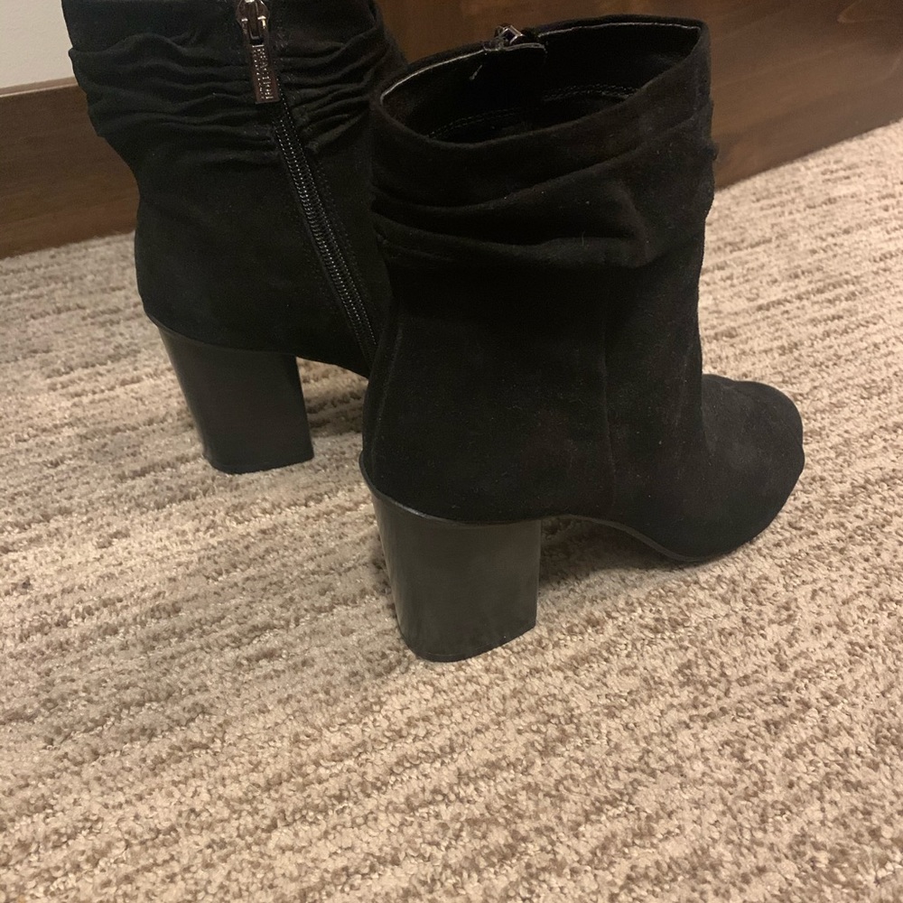 Kenneth Cole Reaction Fridah Cool Bootie Size 6.5